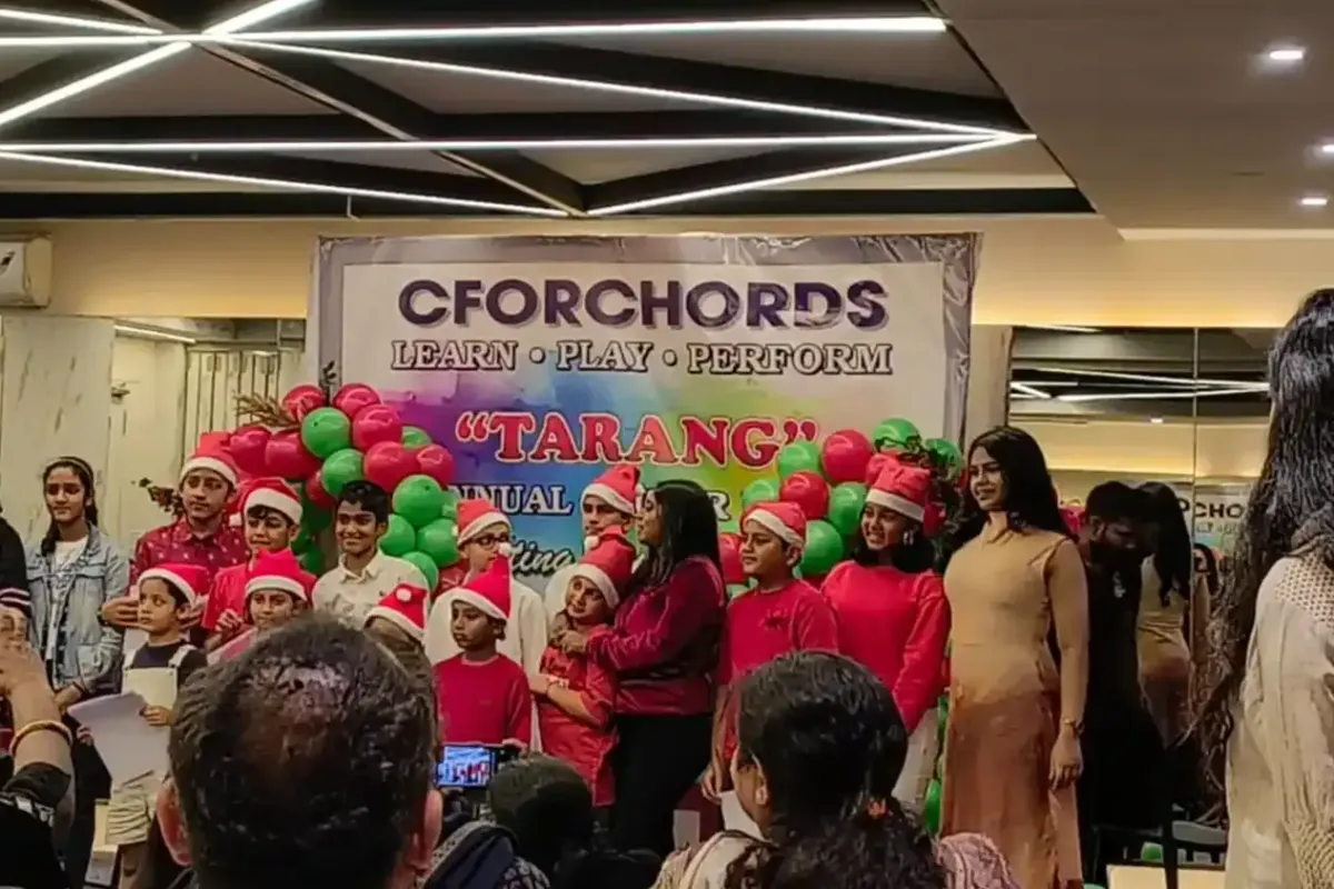 CforChords students playing together
